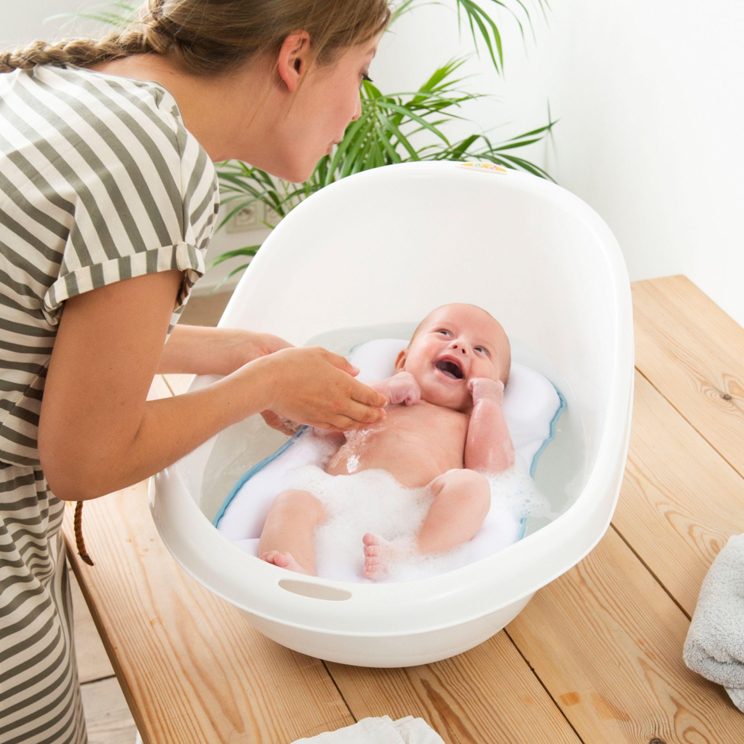 Floating shop baby bath