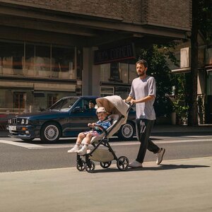 Nuna Trvl LX BMW kergkäru Mica - Nuna